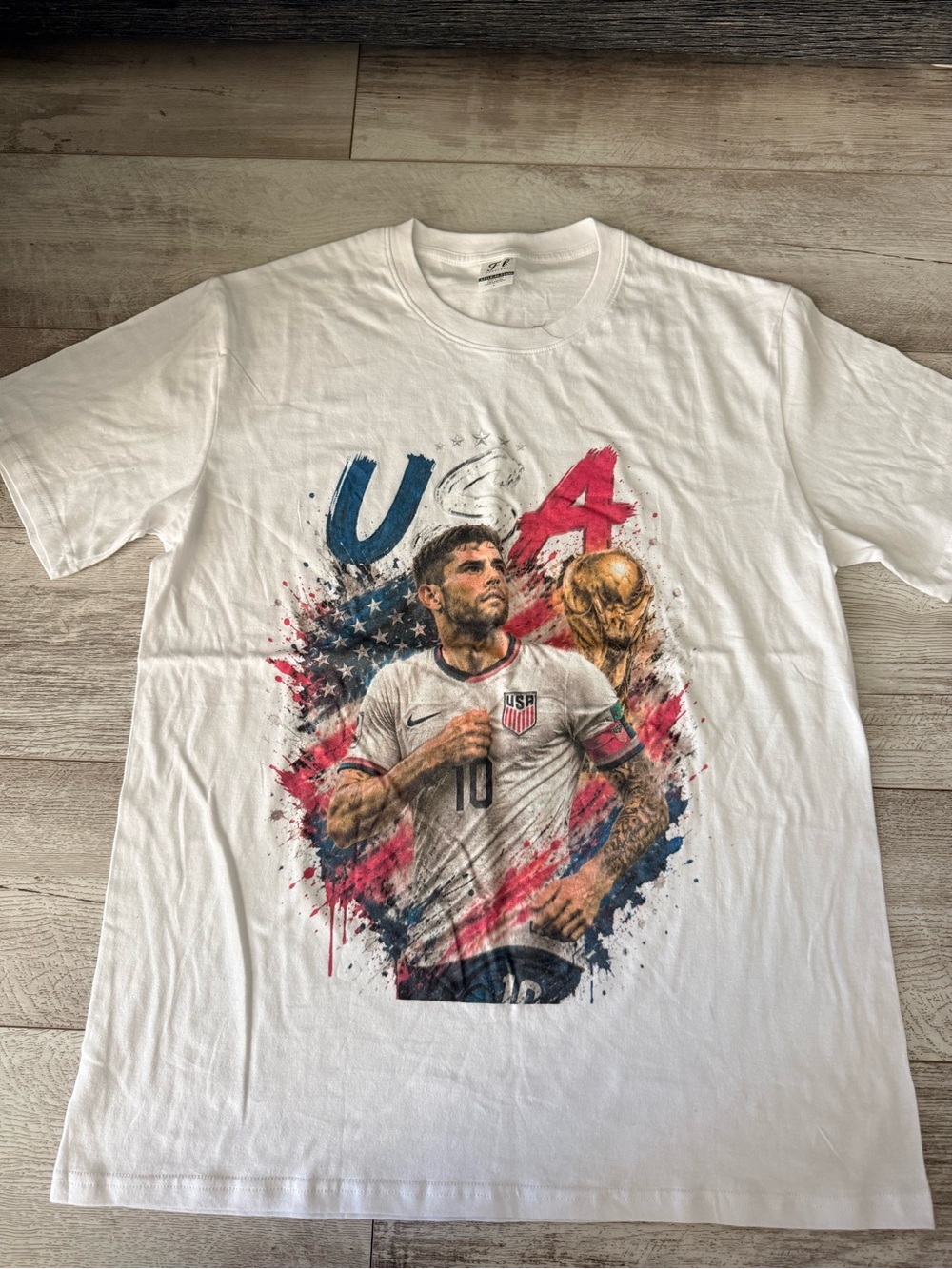 Freelect USA Soccer Men’s Large White Graphic T-Shirt 100% Cotton